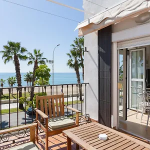 Apartamento Con Encanto En Primera Linea De Playa Málaga